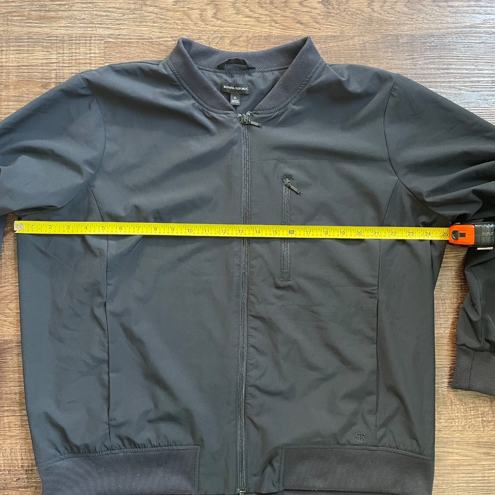 Banana Republic Black Bomber Jacket XL Men Zip Front Lightweight Stretch Travel - Picture 6 of 7